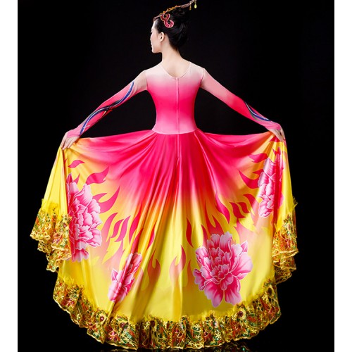 Pink with gold flamenco dresss spanish bull dance dress rose flowers opening dance ballroom dress 